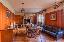 Villa 400 mq, soggiorno, 4 camere, zona Commenda Est